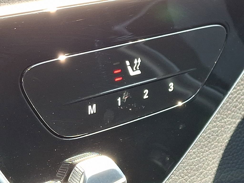 Used 2023 Mercedes-Benz GLC 300 4MATIC image 24