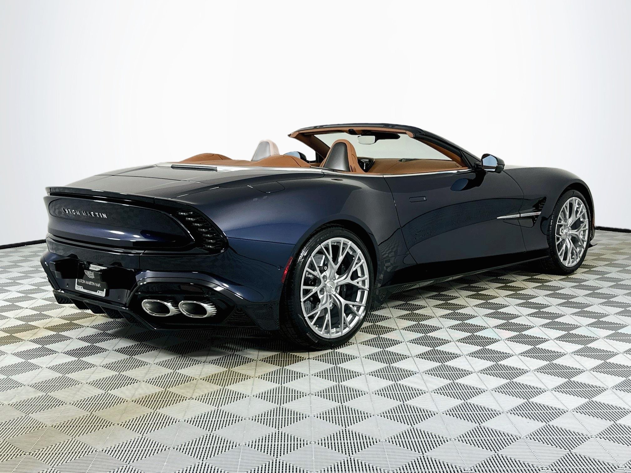 New 2026 Aston Martin Vanquish Convertible RWD image 5