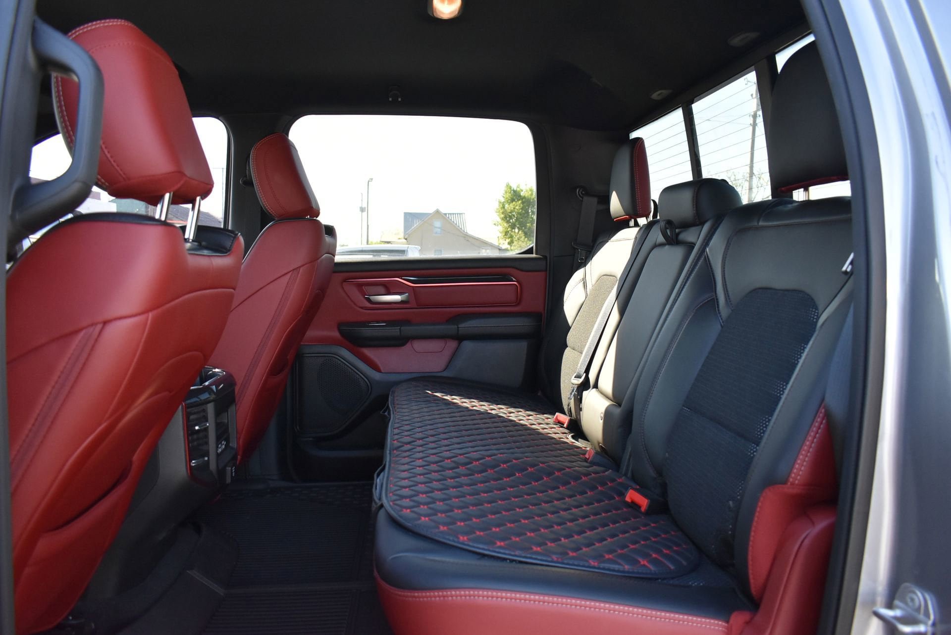 Used 2019 RAM 1500 Rebel w/ Rebel Level 2 Equipment Group AWD/4WD image 17