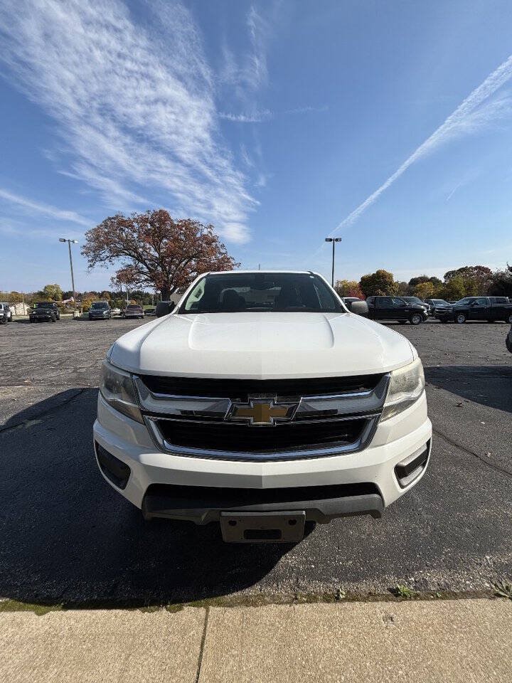 Used 2017 Chevrolet Colorado W/T w/ WT Convenience Package AWD/4WD image 5