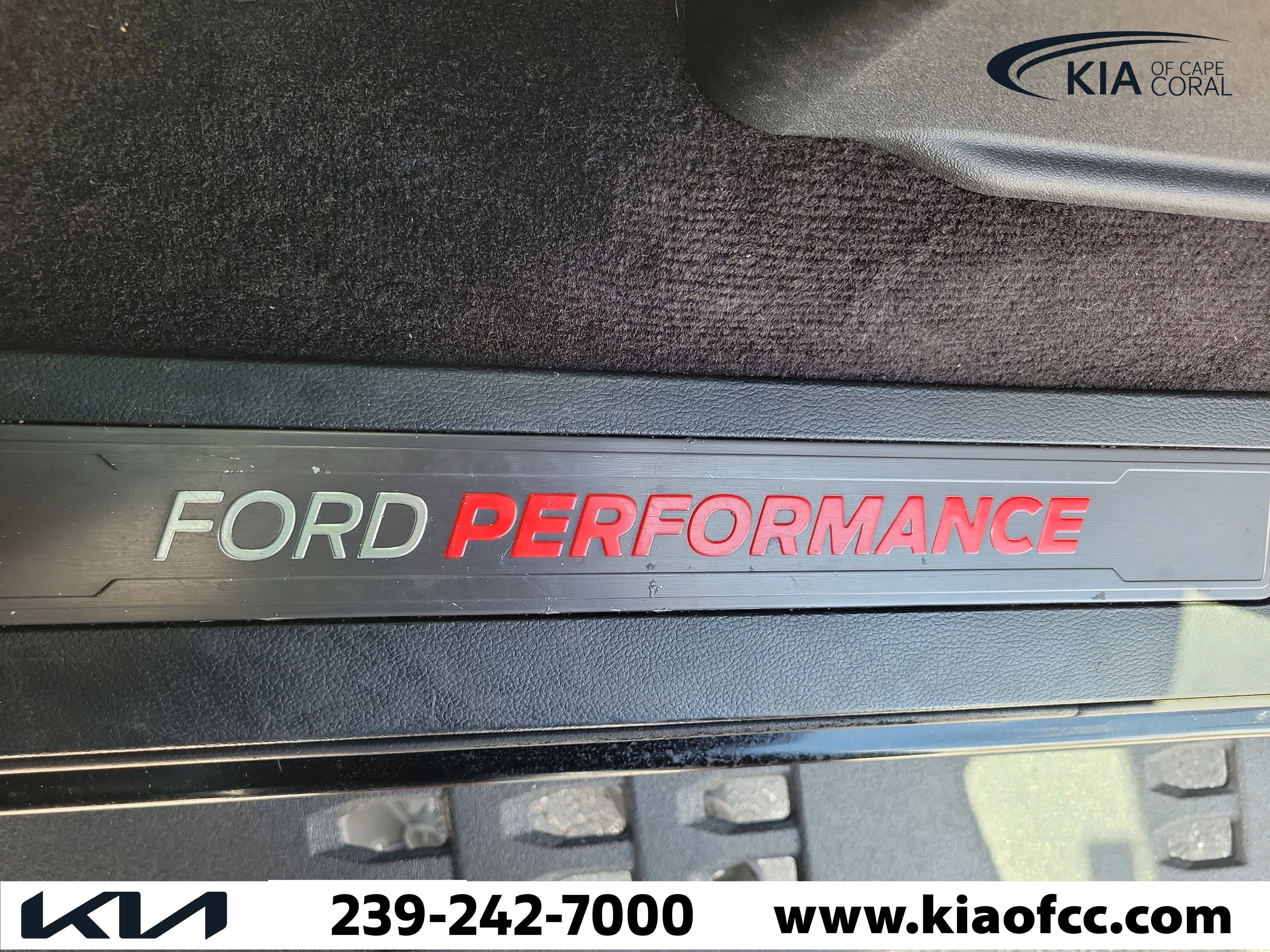 Used 2017 Ford F150 Raptor w/ Equipment Group 802A Luxury AWD/4WD image 25