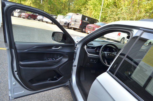 Used 2023 Jeep Grand Cherokee L Laredo image 15