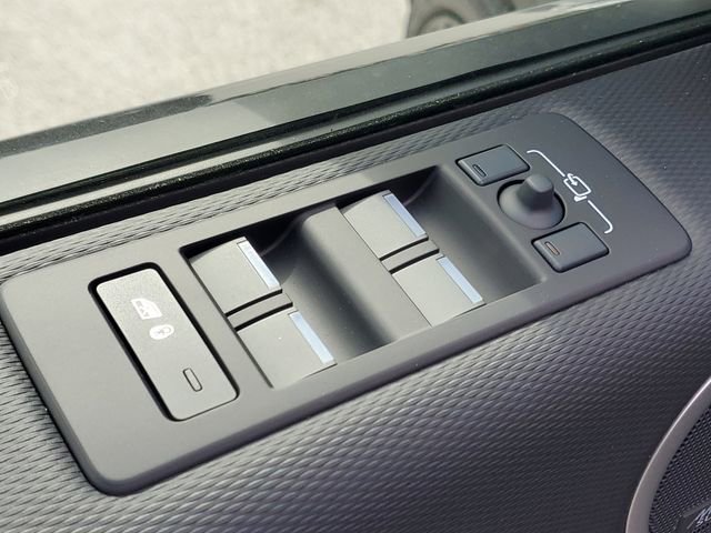 New 2025 Land Rover Discovery Dynamic SE AWD/4WD image 23