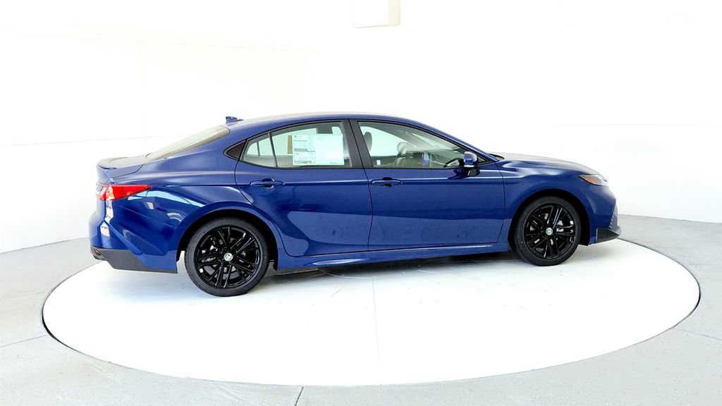 New 2026 Toyota Camry SE FWD image 6