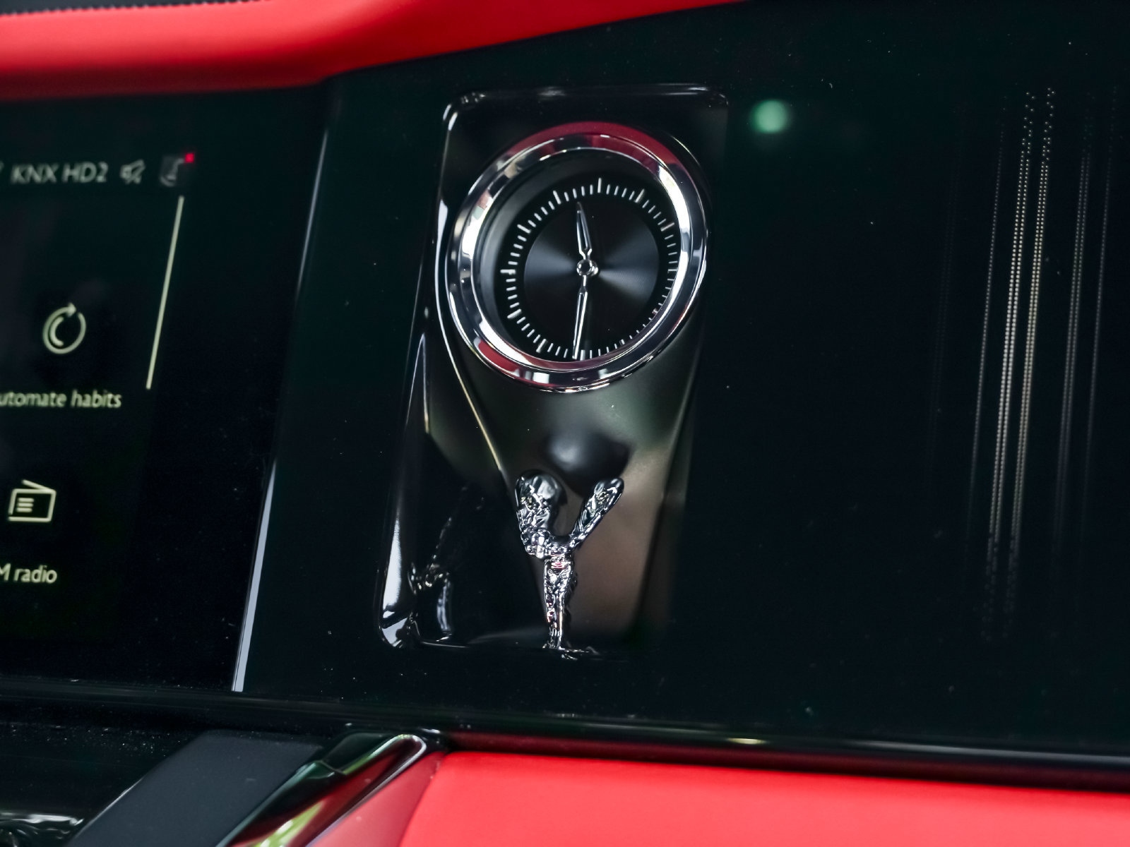 New 2026 Rolls-Royce Cullinan w/ Technology Package AWD/4WD image 16