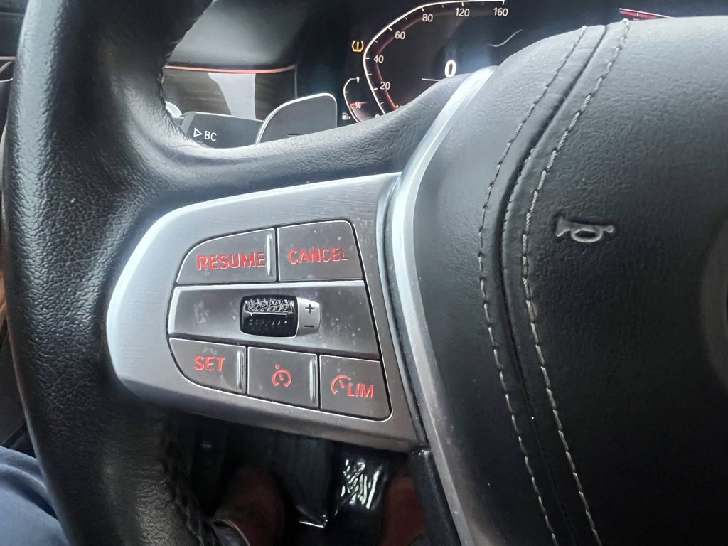 Used 2022 BMW 740i xDrive w/ Luxury Rear Seating Package image 14