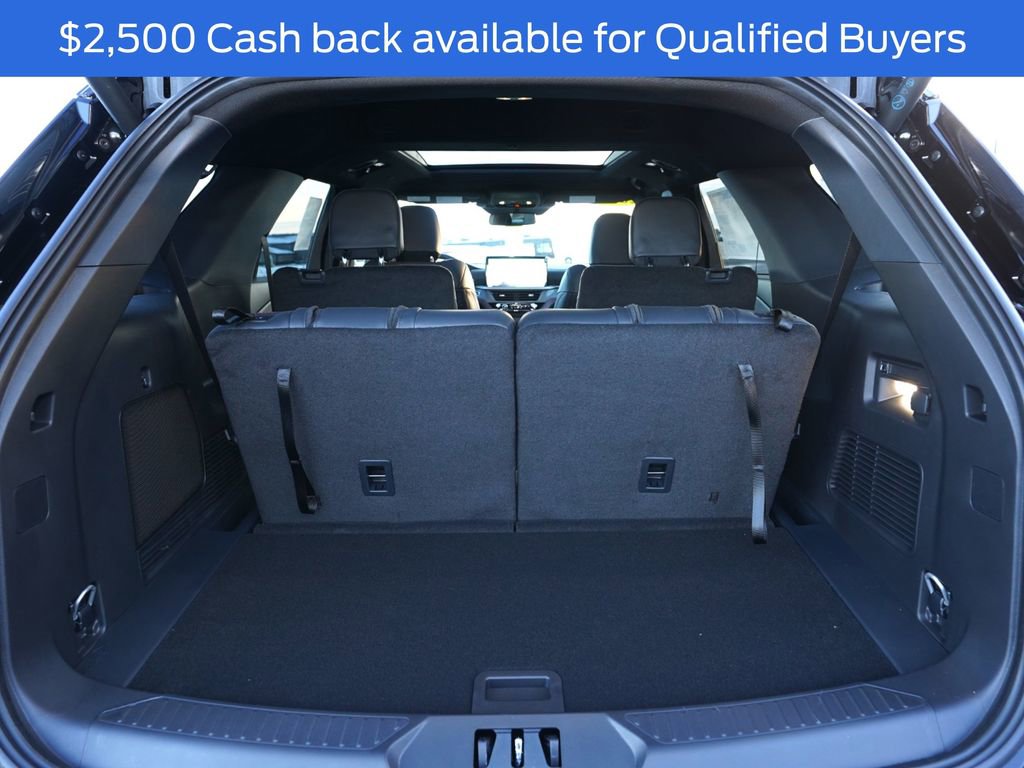 New 2026 Ford Explorer ST-Line w/ ST-Line Street Pack image 28