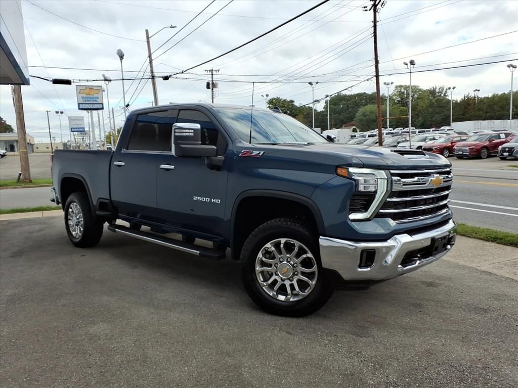 New 2025 Chevrolet Silverado 2500 LTZ w/ LTZ Premium Package image 2