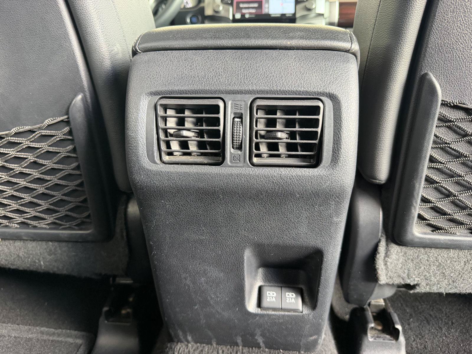 Used 2020 Toyota 4Runner Limited AWD/4WD image 24