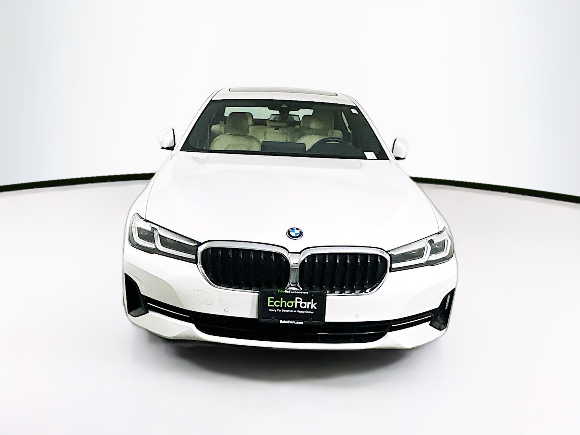 Used 2023 BMW 530e w/ Premium Package RWD image 2