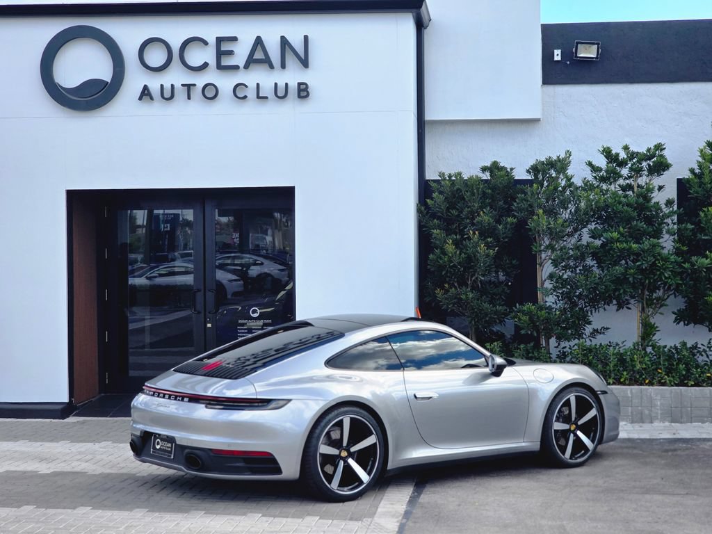 Used 2023 Porsche 911 Carrera w/ Premium Package RWD image 3