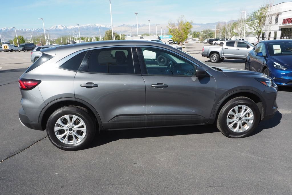 Used 2024 Ford Escape Active image 8