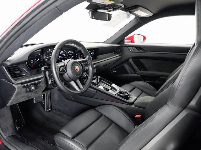 Certified 2024 Porsche 911 Carrera GTS image 4