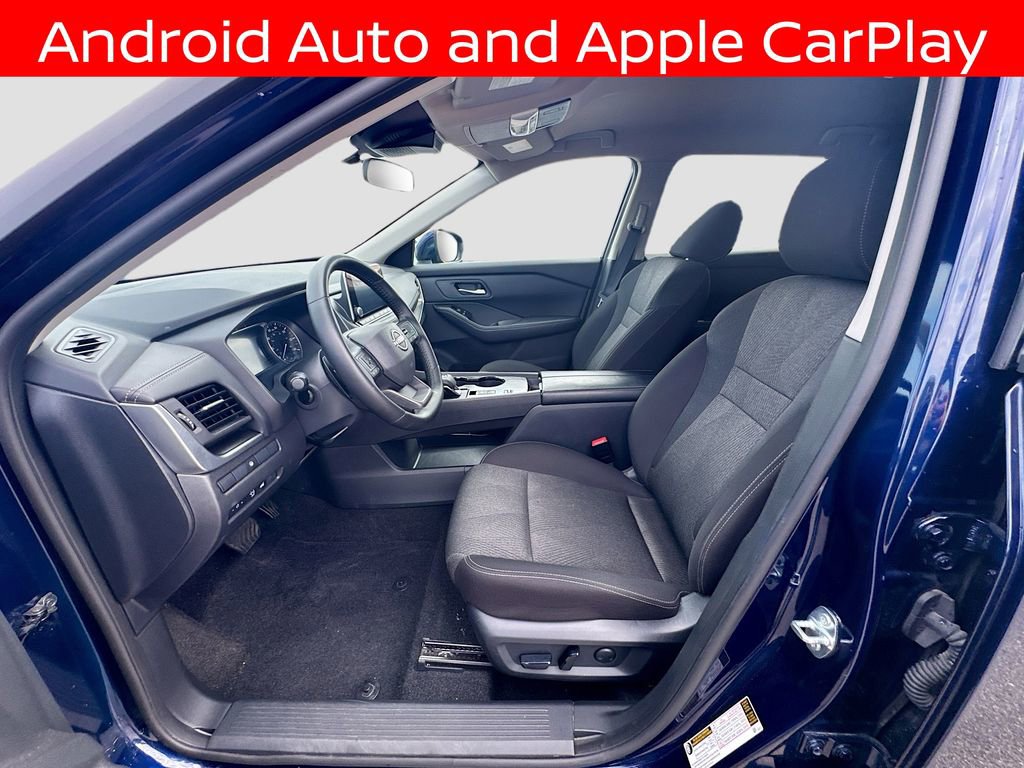 Used 2025 Nissan Rogue SV image 23