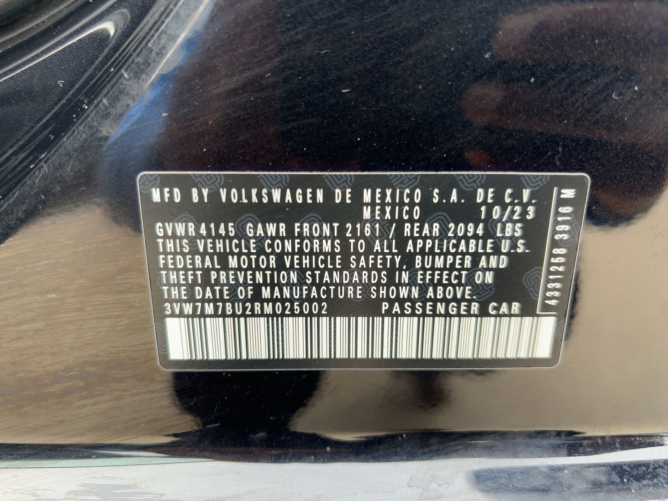 Used 2024 Volkswagen Jetta SE image 33