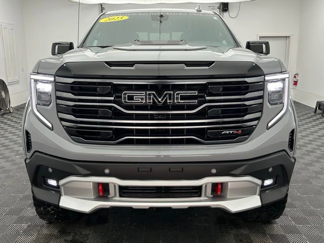 Used 2025 GMC Sierra 1500 AT4 w/ Technology Package image 21