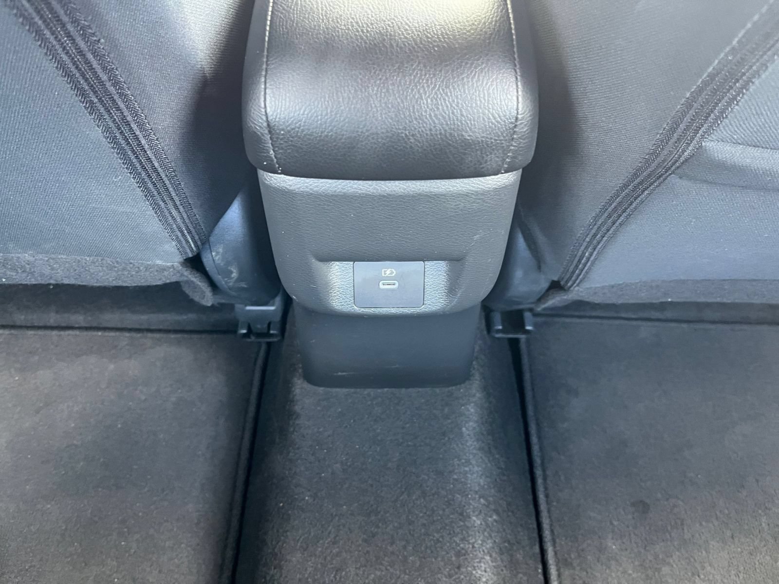 Used 2025 Nissan Versa SV FWD image 22