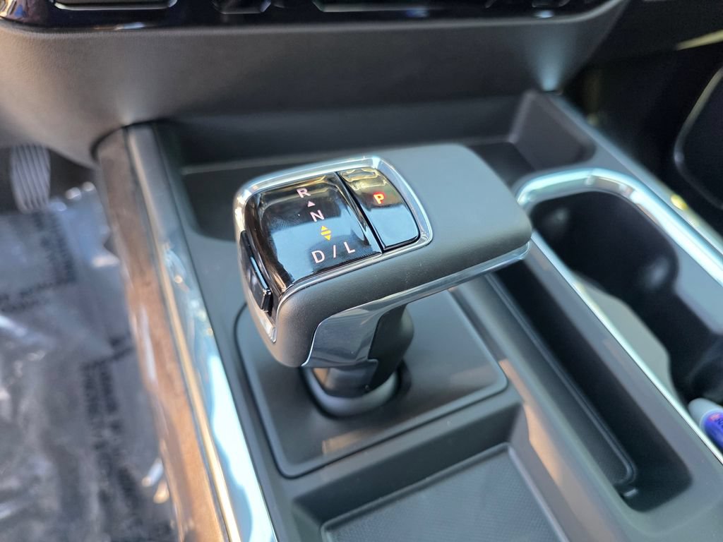New 2026 Chevrolet Silverado 1500 LTZ w/ LTZ Premium Package AWD/4WD image 15