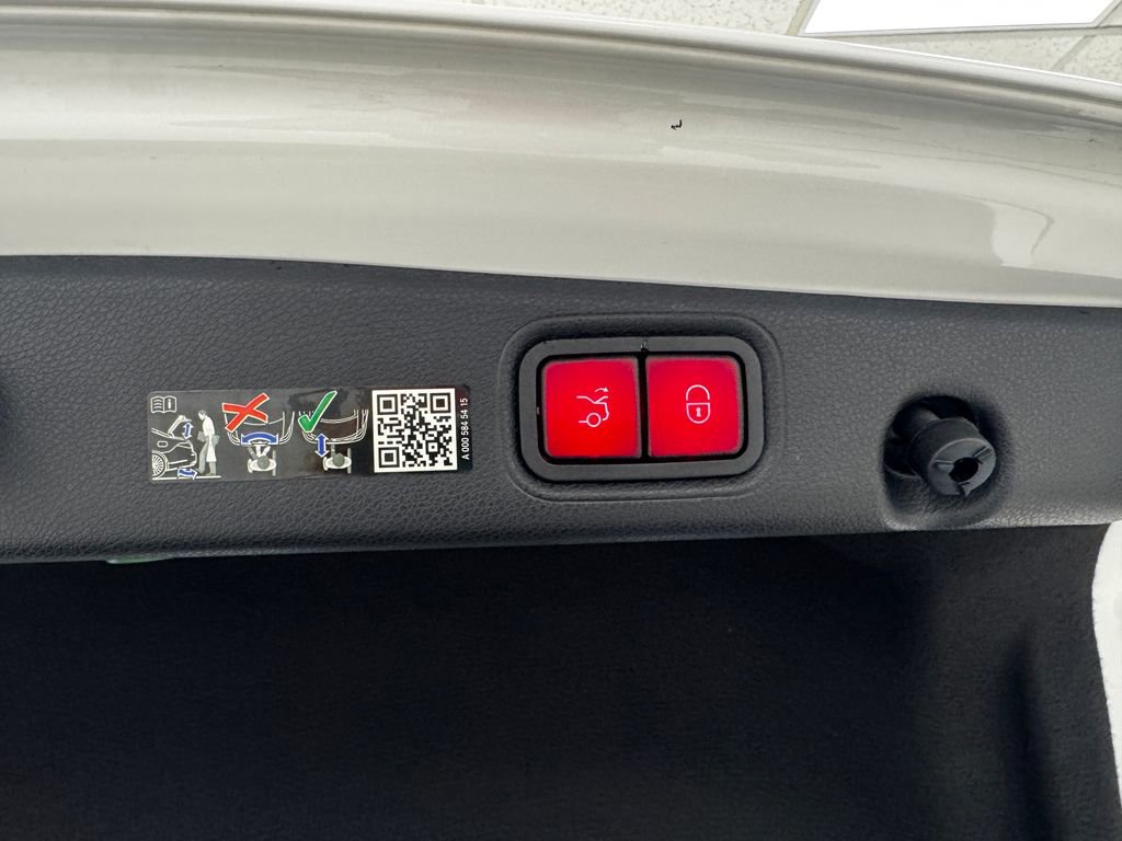 Used 2023 Mercedes-Benz E 350 Sedan image 43