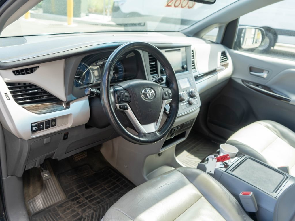 Used 2015 Toyota Sienna XLE w/ XLE Navigation Package AWD/4WD image 16