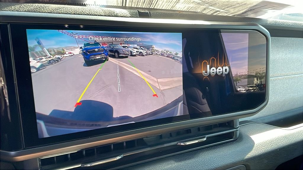 Used 2024 Jeep Wrangler Unlimited w/ Convenience Group image 22