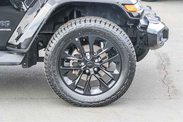 Used 2023 Jeep Gladiator Overland image 8