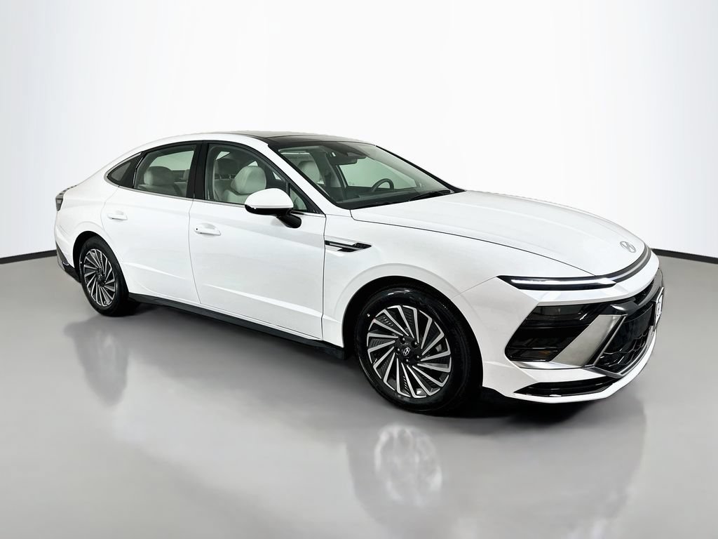 New 2026 Hyundai Sonata SEL FWD image 3
