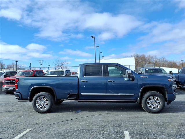 New 2026 Chevrolet Silverado 2500 High Country w/ High Country Premium Package AWD/4WD video 2