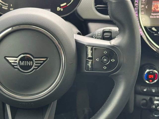Certified 2024 MINI Cooper 2-Door Hardtop FWD image 23