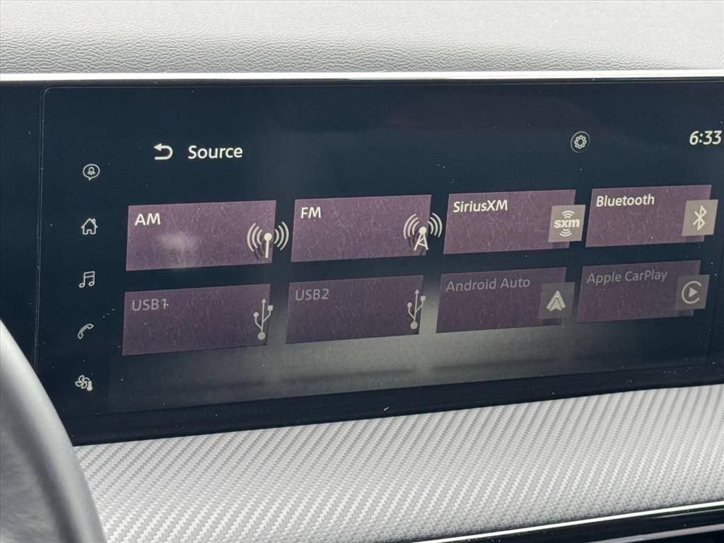 Certified 2025 Nissan Kicks SR FWD image 22