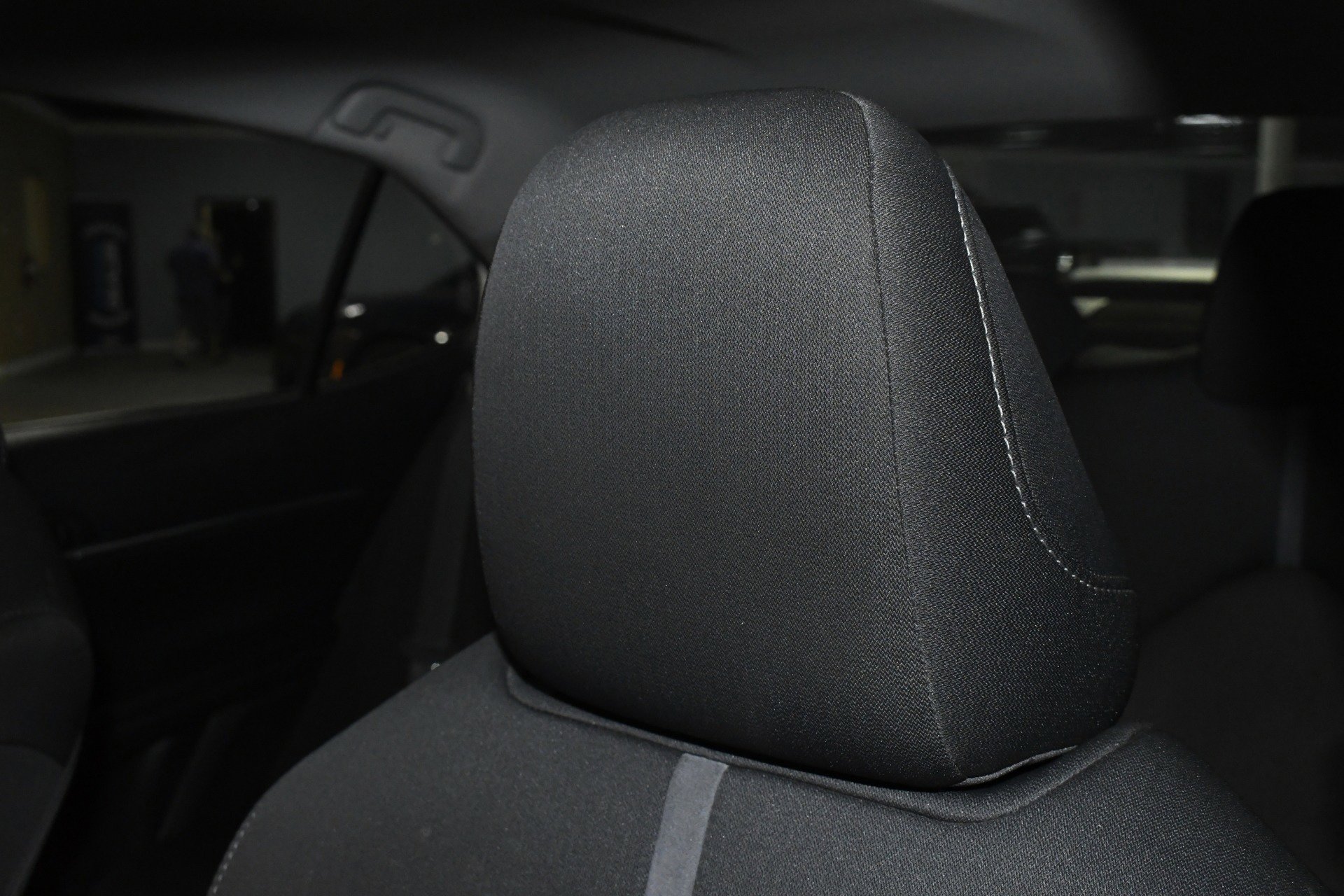 Used 2021 Toyota Camry LE image 9