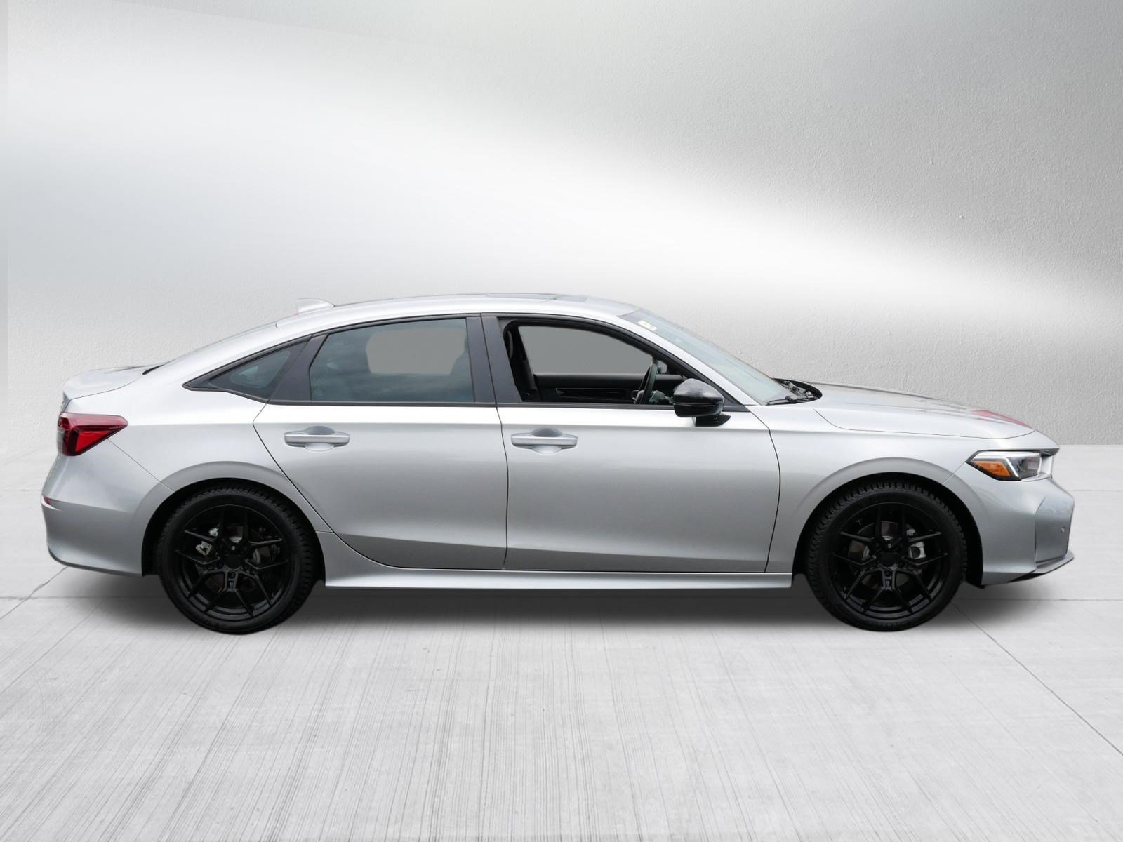 Used 2026 Honda Civic Sport Touring image 8