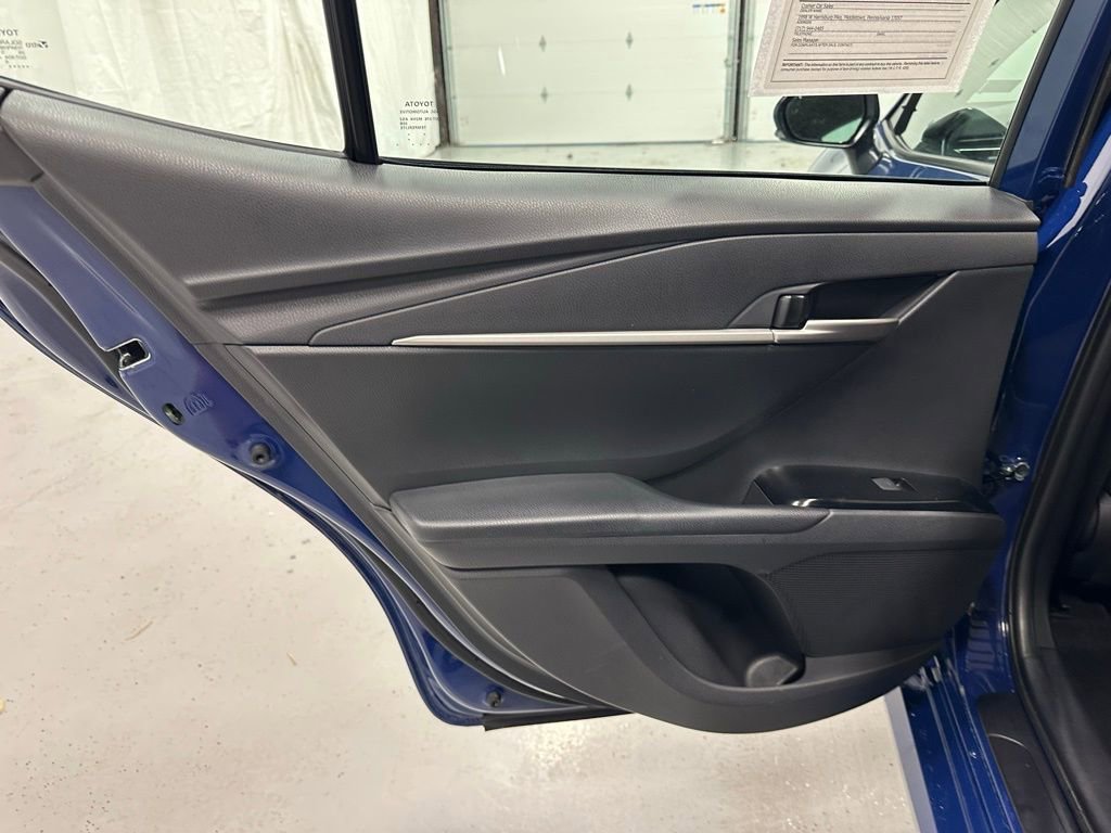 Used 2025 Toyota Camry LE FWD image 43