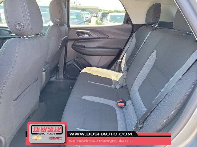Used 2023 Chevrolet TrailBlazer LT FWD image 12