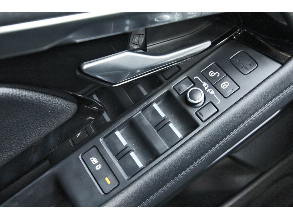 Used 2020 Land Rover Range Rover Evoque SE AWD/4WD image 22