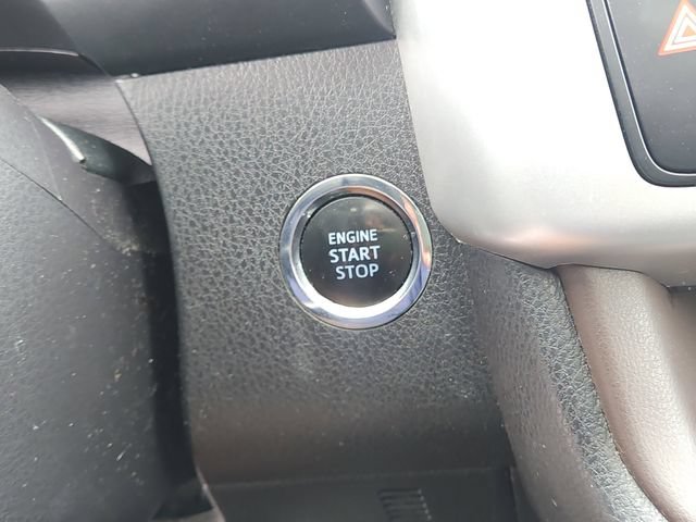Used 2016 Toyota Highlander Limited AWD/4WD image 33