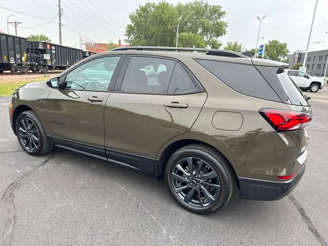 Used 2023 Chevrolet Equinox RS AWD/4WD image 3