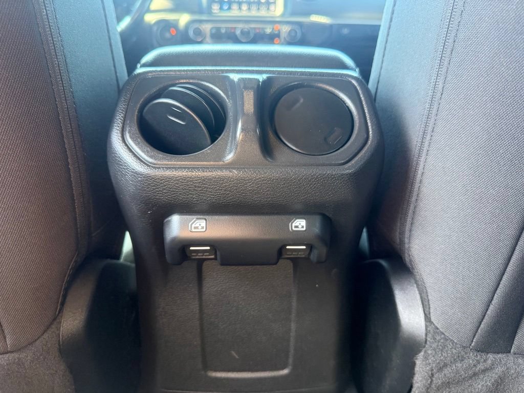 Used 2023 Jeep Wrangler Unlimited w/ Cold Weather Group AWD/4WD image 36