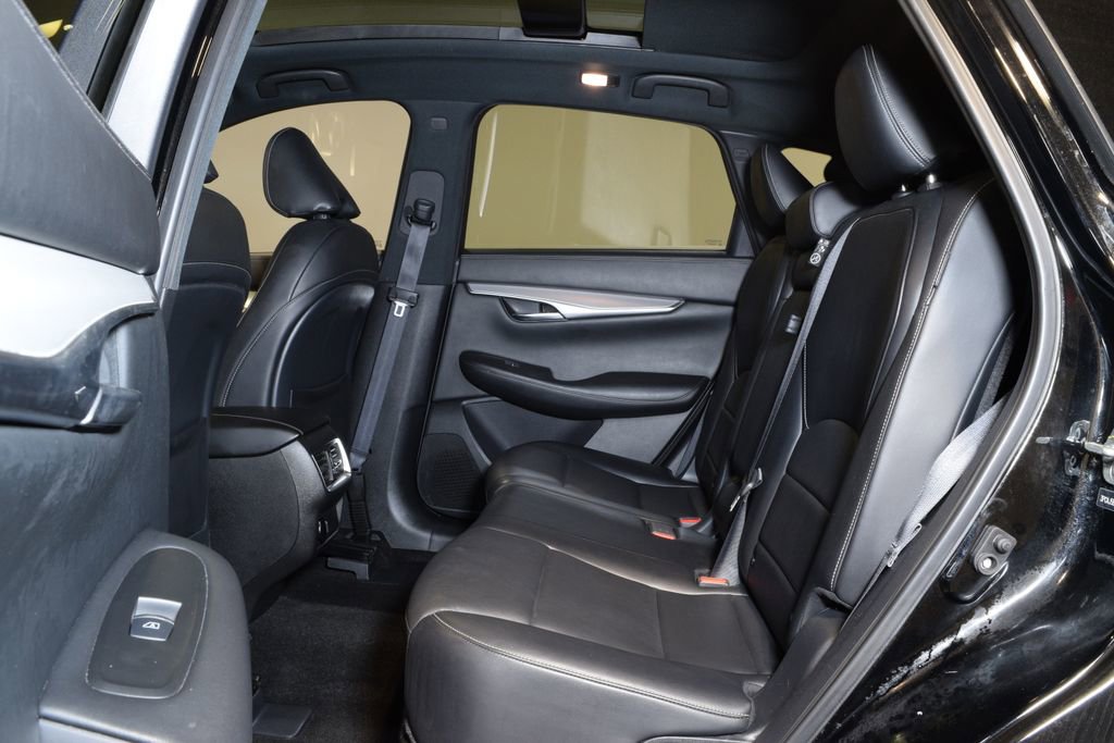 Used 2021 INFINITI QX50 Luxe w/ Appearance Package image 28