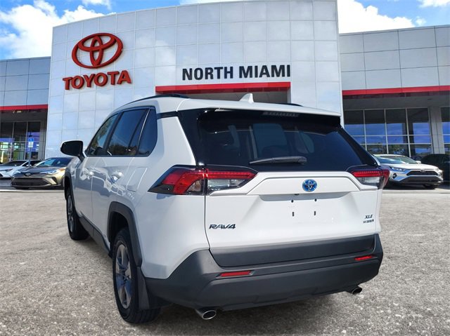 Used 2024 Toyota RAV4 XLE image 3