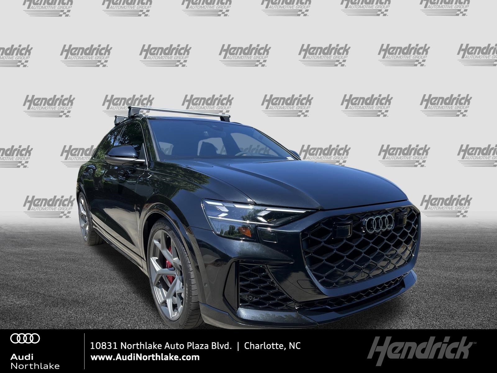 Certified 2025 Audi RS Q8 performance AWD/4WD image 1