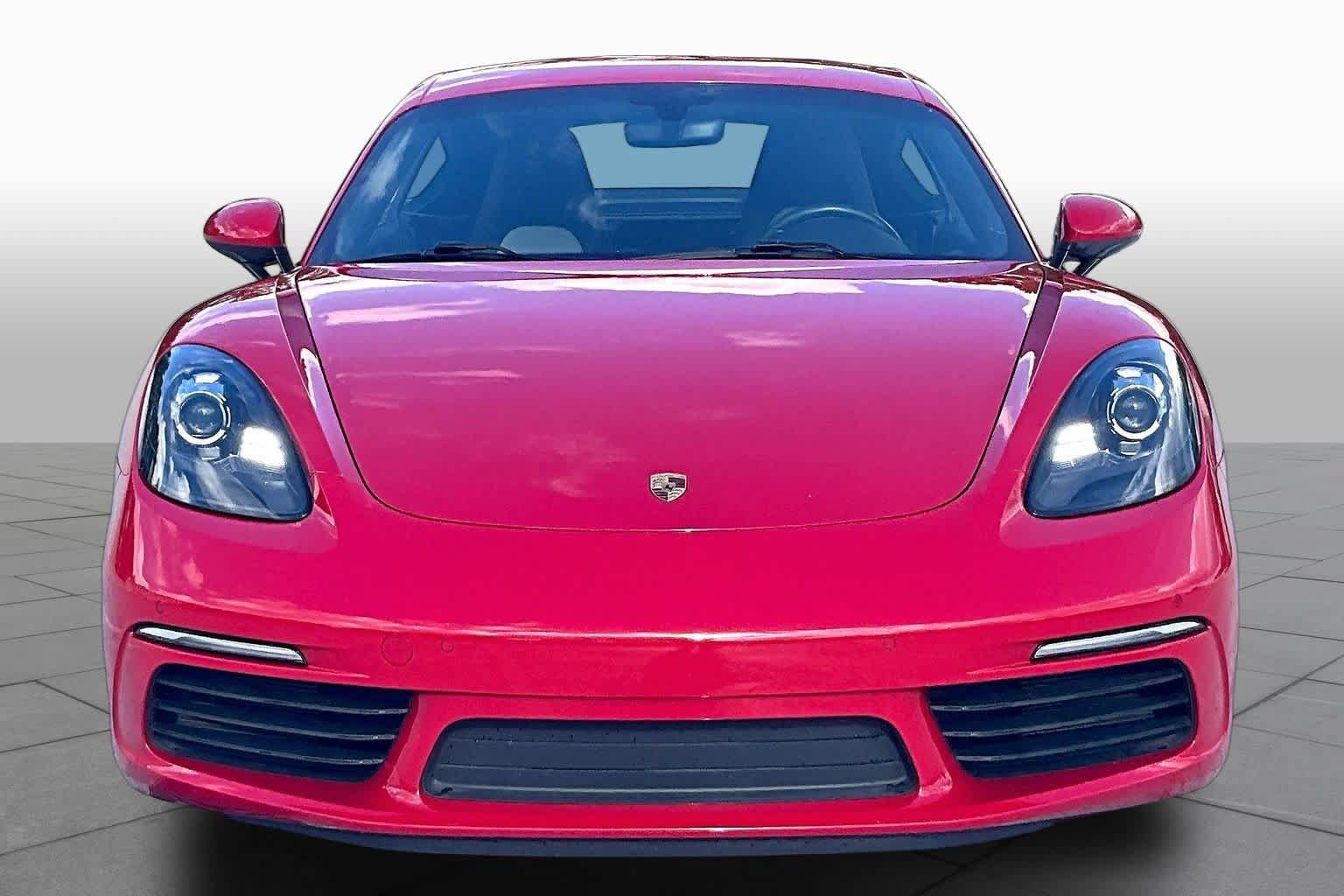 Used 2019 Porsche 718 Cayman RWD image 4