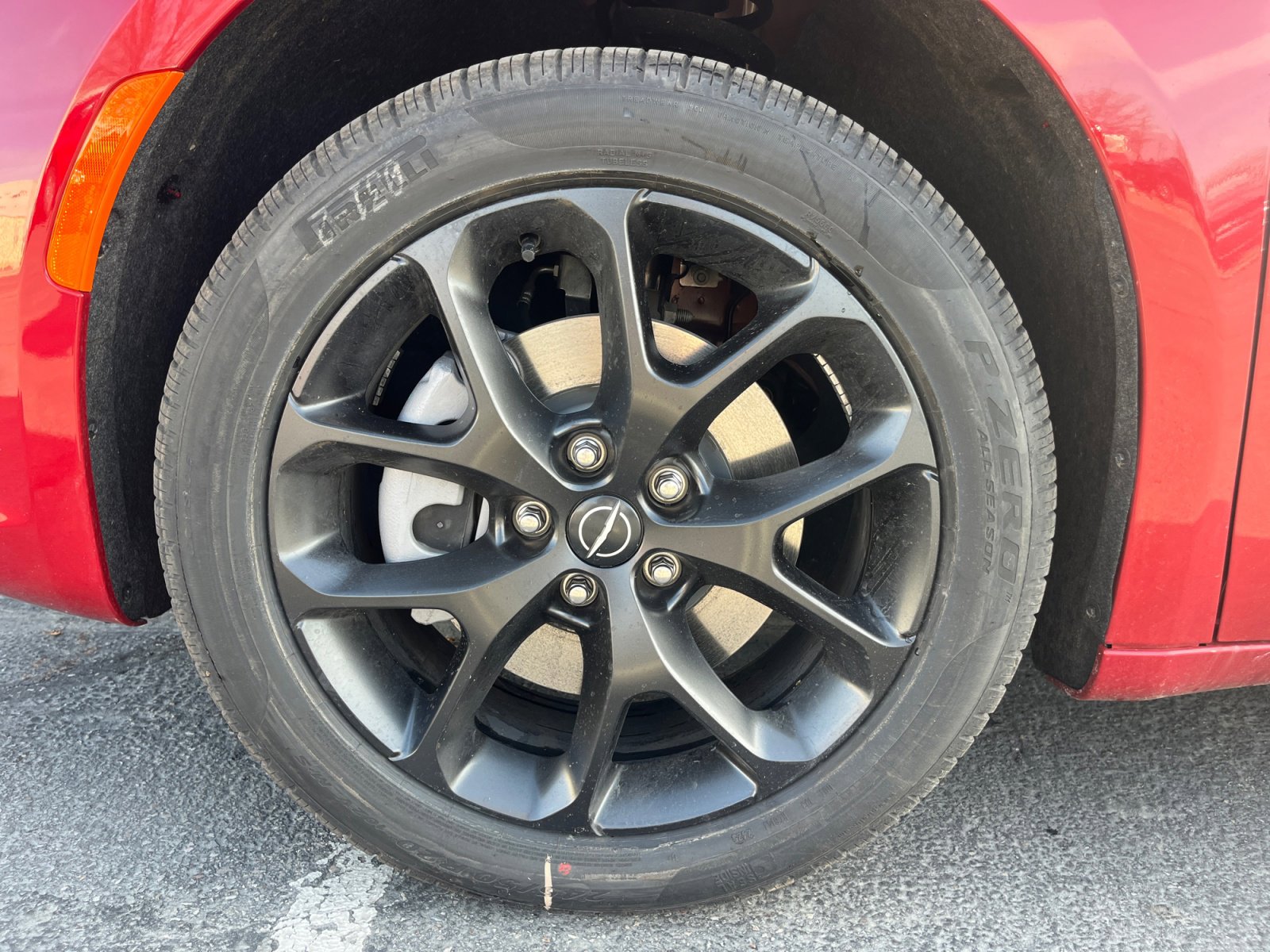 New 2026 Chrysler Pacifica Limited image 10