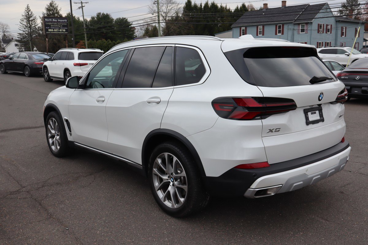 Used 2026 BMW X5 xDrive40i image 7
