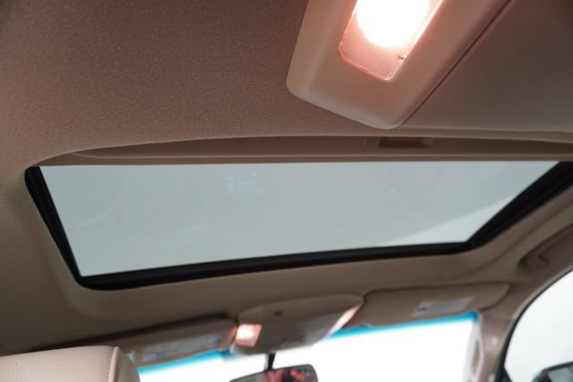 Used 2015 Toyota Sequoia Platinum RWD image 35