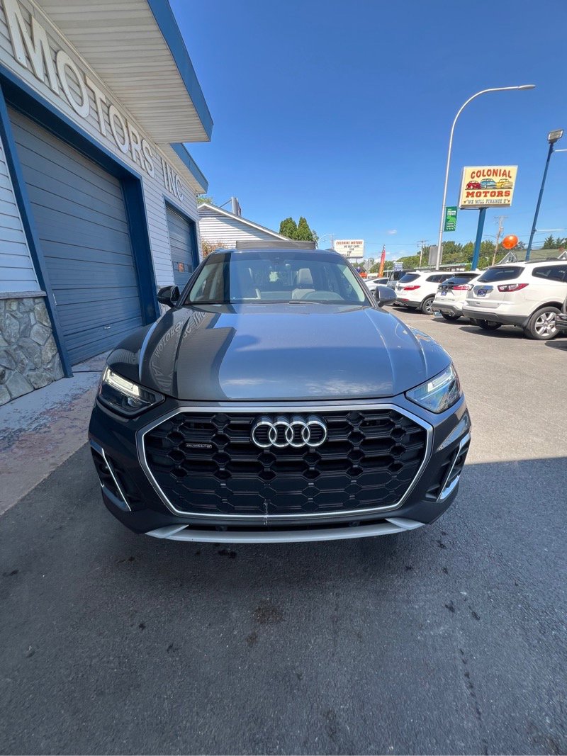 Used 2022 Audi Q5 2.0T Premium w/ Convenience Package image 3