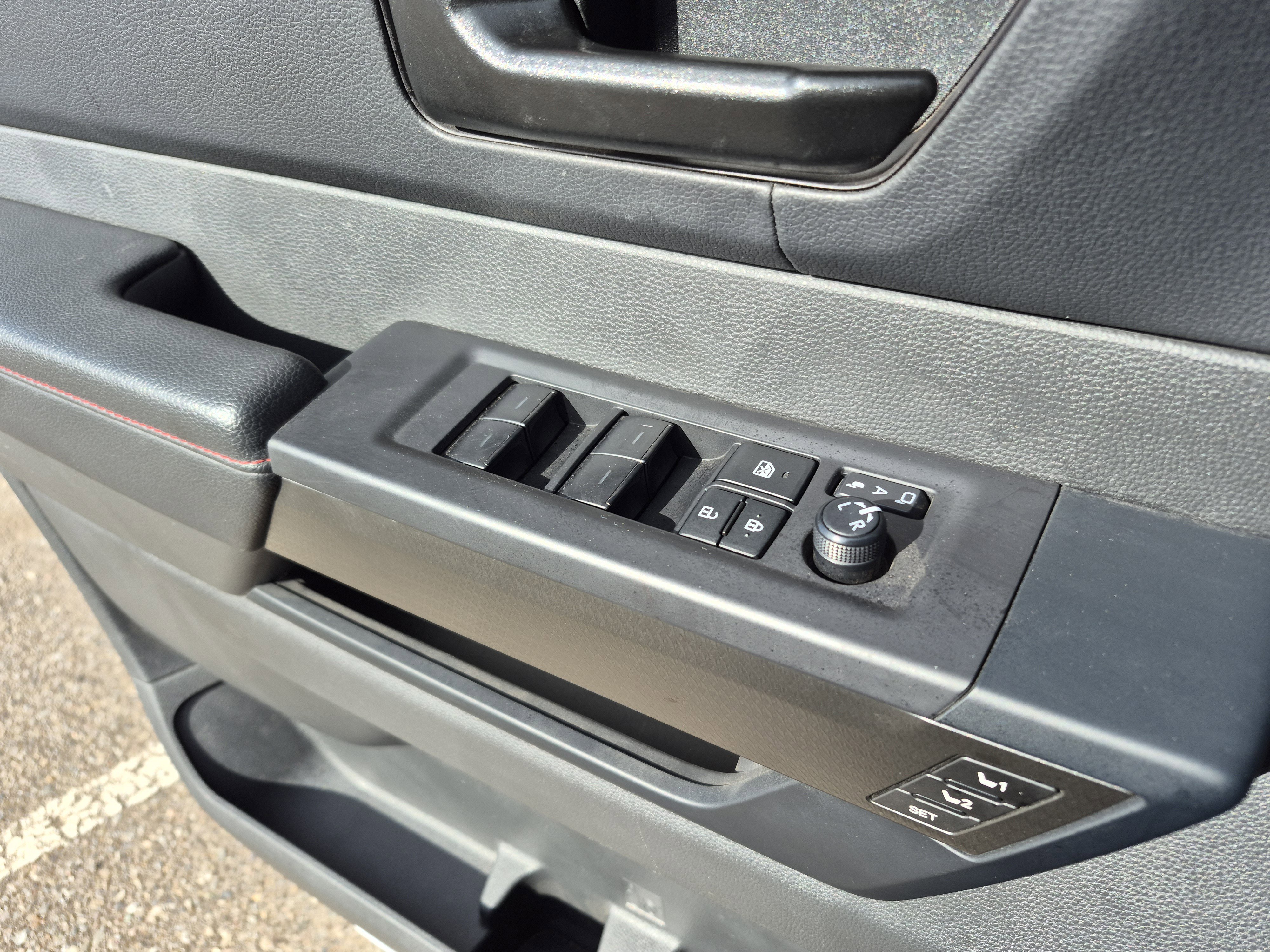 Used 2025 Toyota Sequoia TRD Pro AWD/4WD image 13
