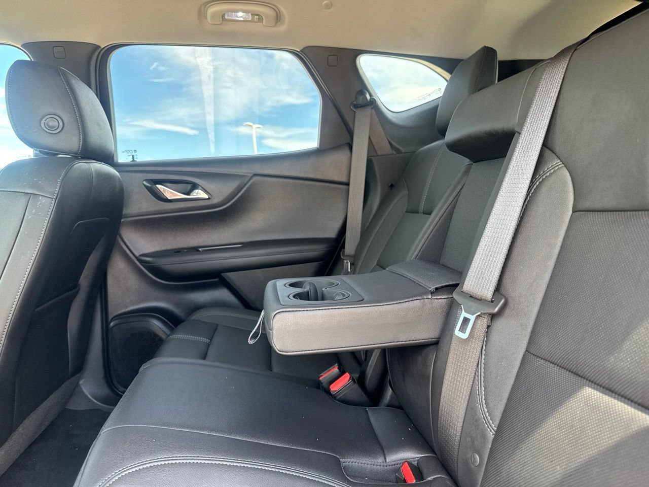 Used 2021 Chevrolet Blazer LT FWD image 32