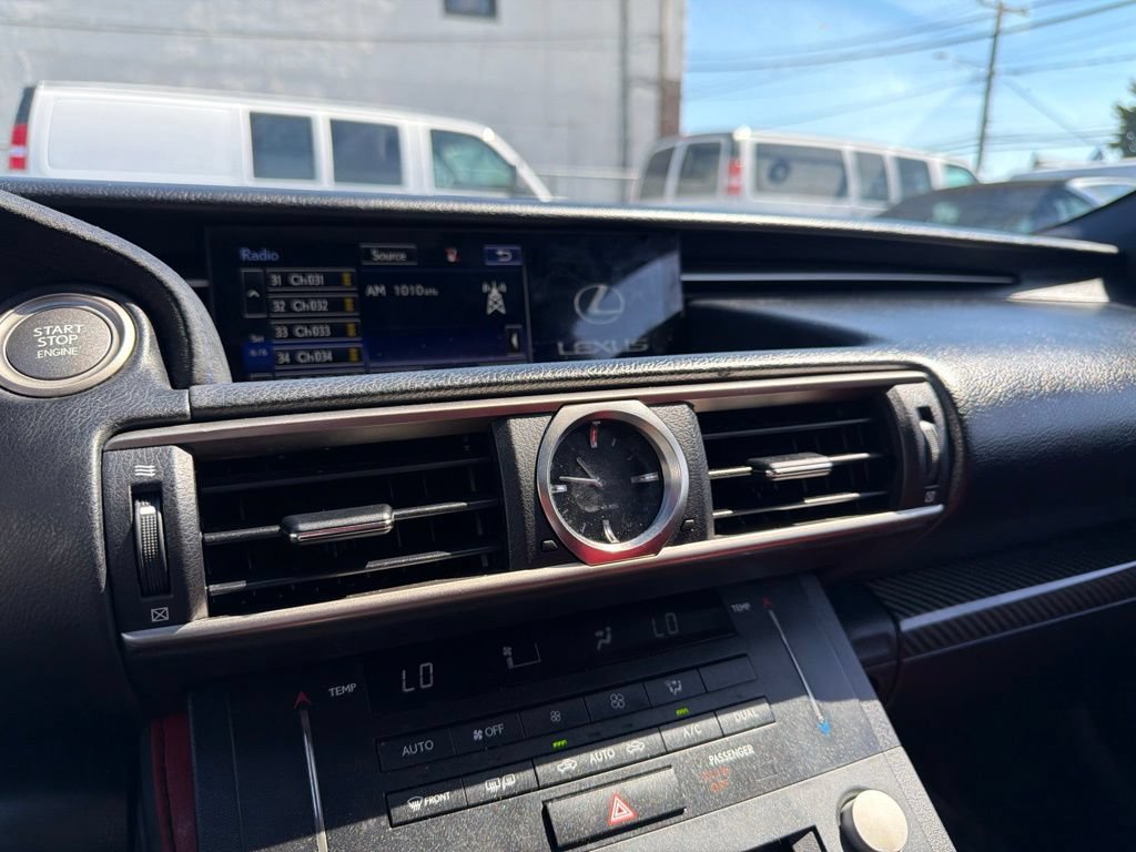 Used 2015 Lexus RC F w/ Premium Package RWD image 34