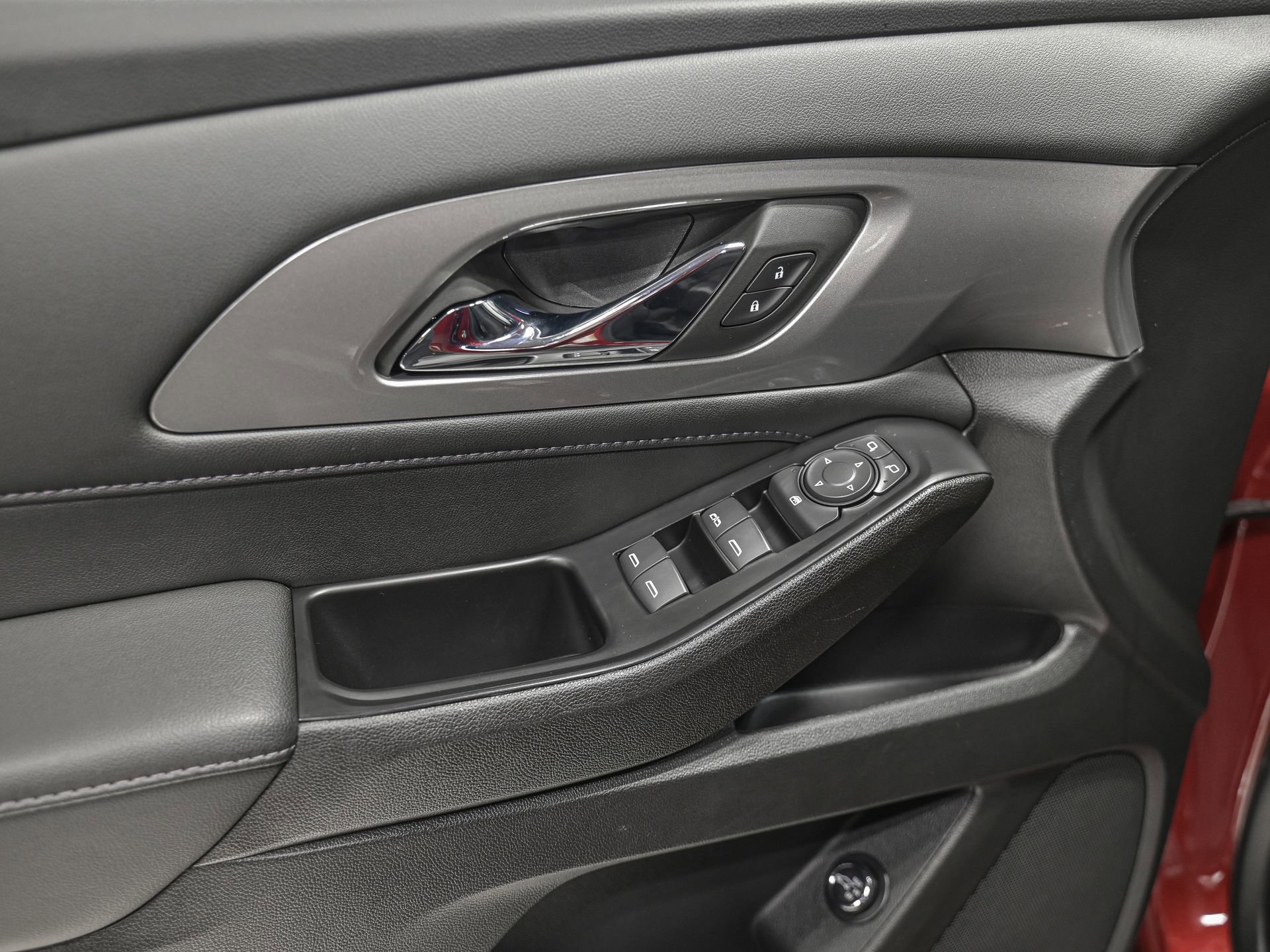 Used 2023 Chevrolet Traverse LT w/ LPO, Floor Liner Package image 13